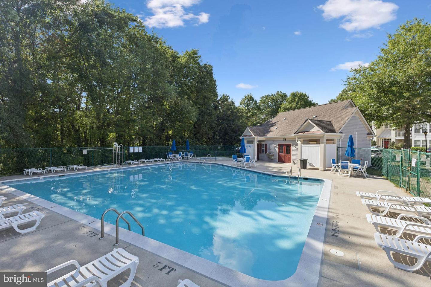 7515-E SNOWPEA CT #161, ALEXANDRIA, Virginia 22306, 2 Bedrooms Bedrooms, ,2 BathroomsBathrooms,Residential,For sale,7515-E SNOWPEA CT #161,VAFX2260676 MLS # VAFX2260676