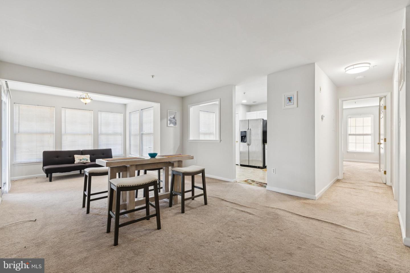 7515-E SNOWPEA CT #161, ALEXANDRIA, Virginia 22306, 2 Bedrooms Bedrooms, ,2 BathroomsBathrooms,Residential,For sale,7515-E SNOWPEA CT #161,VAFX2260676 MLS # VAFX2260676