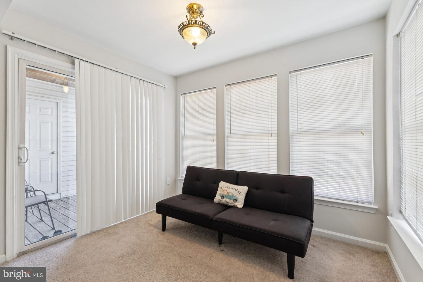 7515-E SNOWPEA CT #161, ALEXANDRIA, Virginia 22306, 2 Bedrooms Bedrooms, ,2 BathroomsBathrooms,Residential,For sale,7515-E SNOWPEA CT #161,VAFX2260676 MLS # VAFX2260676