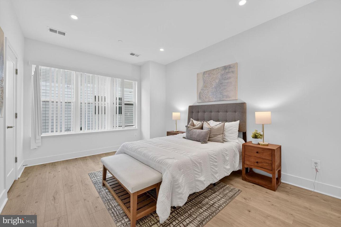 2009 TYSONS RIDGELINE RD, FALLS CHURCH, Virginia 22043, 3 Bedrooms Bedrooms, ,3 BathroomsBathrooms,Residential,For sale,2009 TYSONS RIDGELINE RD,VAFX2260914 MLS # VAFX2260914