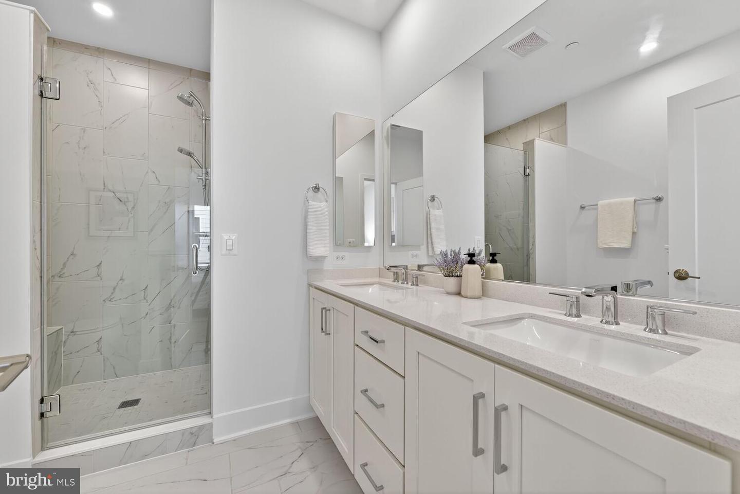 2009 TYSONS RIDGELINE RD, FALLS CHURCH, Virginia 22043, 3 Bedrooms Bedrooms, ,3 BathroomsBathrooms,Residential,For sale,2009 TYSONS RIDGELINE RD,VAFX2260914 MLS # VAFX2260914