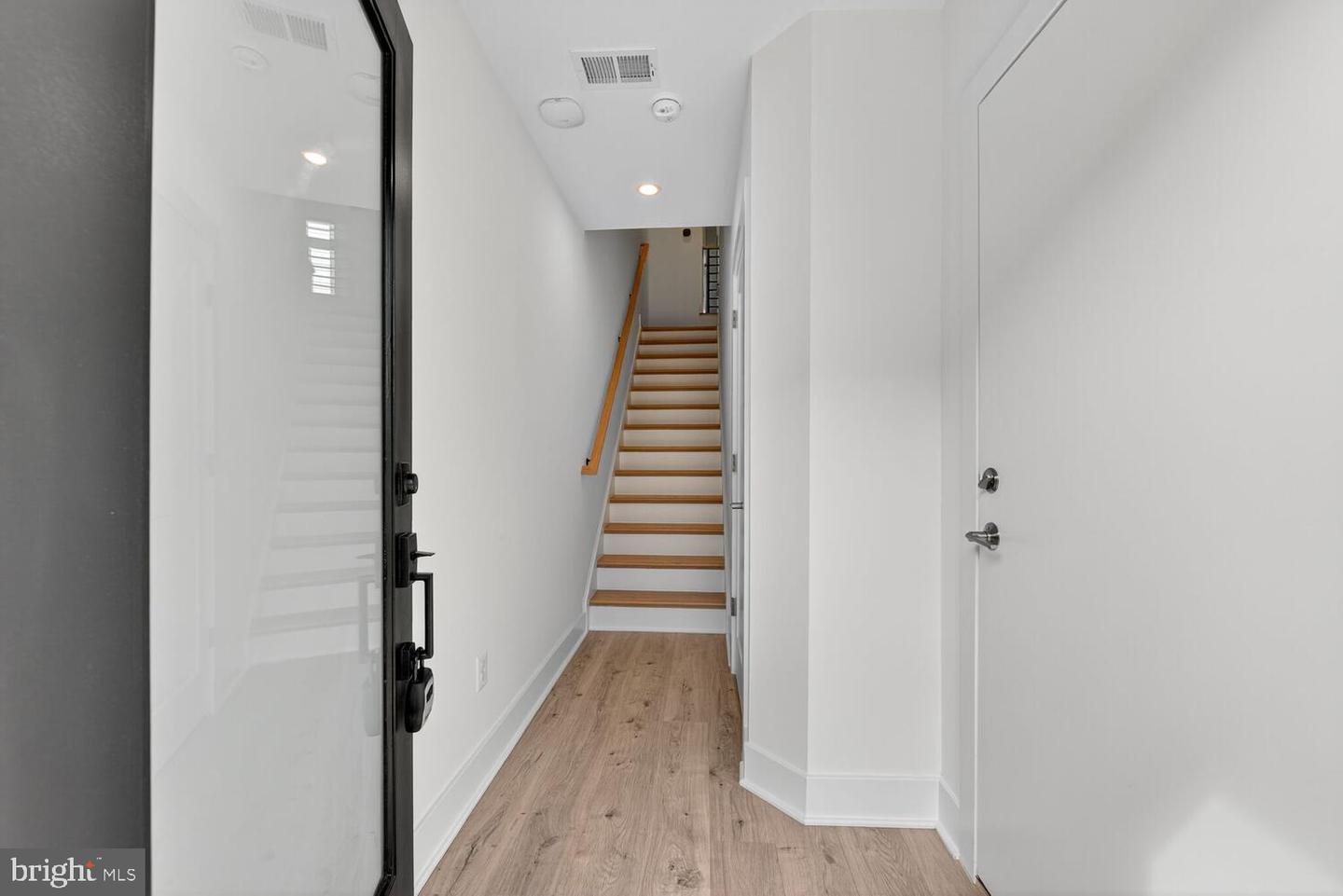 2009 TYSONS RIDGELINE RD, FALLS CHURCH, Virginia 22043, 3 Bedrooms Bedrooms, ,3 BathroomsBathrooms,Residential,For sale,2009 TYSONS RIDGELINE RD,VAFX2260914 MLS # VAFX2260914