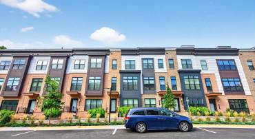 2009 TYSONS RIDGELINE RD, FALLS CHURCH, Virginia 22043, 3 Bedrooms Bedrooms, ,3 BathroomsBathrooms,Residential,For sale,2009 TYSONS RIDGELINE RD,VAFX2260914 MLS # VAFX2260914
