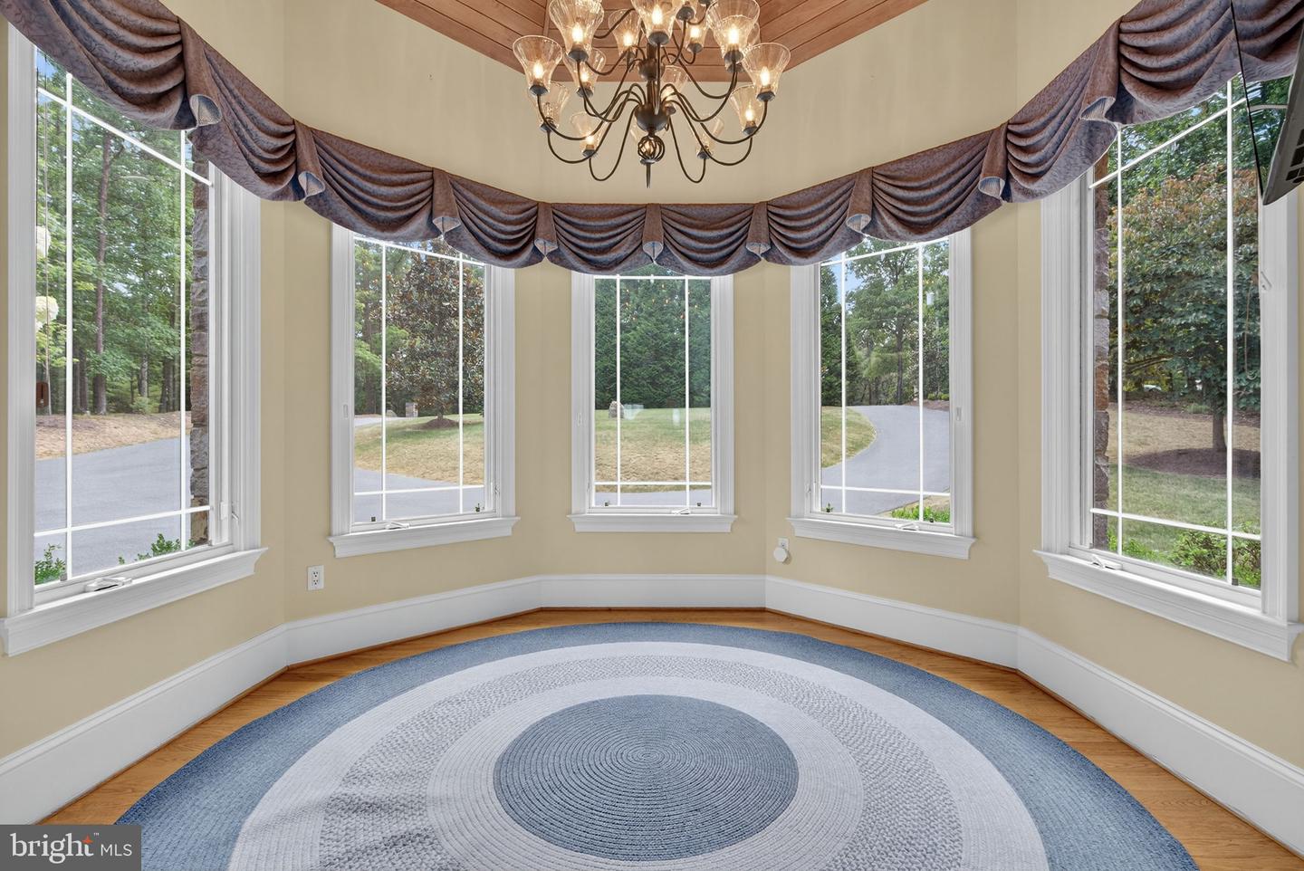 291 LAKE SERENE DR, WINCHESTER, Virginia 22603, 4 Bedrooms Bedrooms, ,4 BathroomsBathrooms,Residential,For sale,291 LAKE SERENE DR,VAFV2036052 MLS # VAFV2036052