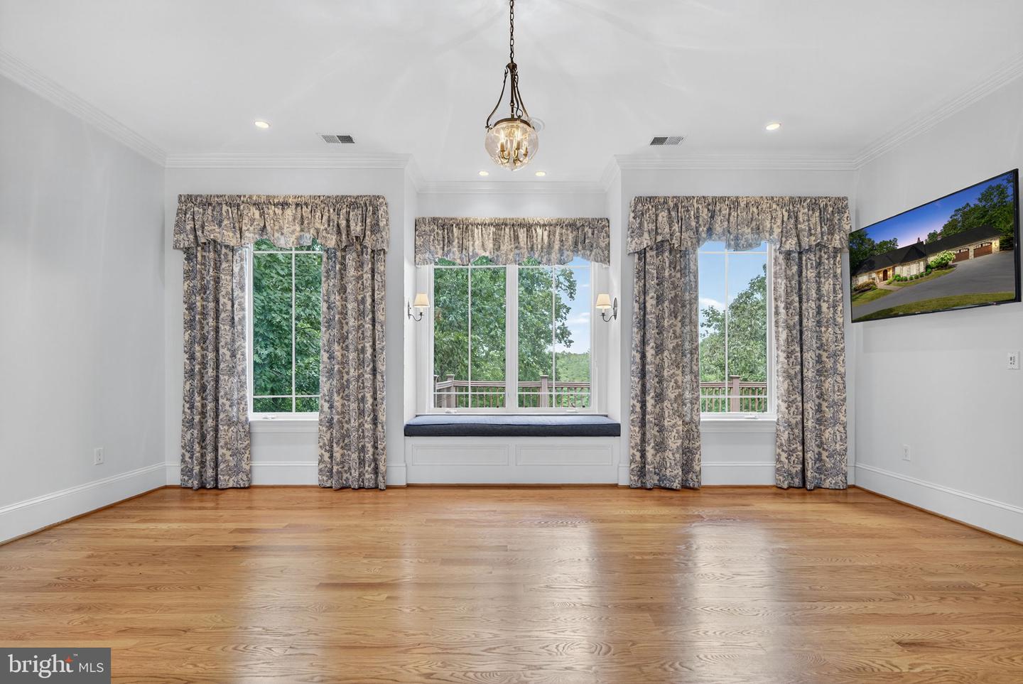 291 LAKE SERENE DR, WINCHESTER, Virginia 22603, 4 Bedrooms Bedrooms, ,4 BathroomsBathrooms,Residential,For sale,291 LAKE SERENE DR,VAFV2036052 MLS # VAFV2036052