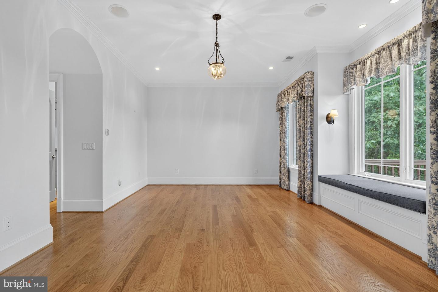 291 LAKE SERENE DR, WINCHESTER, Virginia 22603, 4 Bedrooms Bedrooms, ,4 BathroomsBathrooms,Residential,For sale,291 LAKE SERENE DR,VAFV2036052 MLS # VAFV2036052