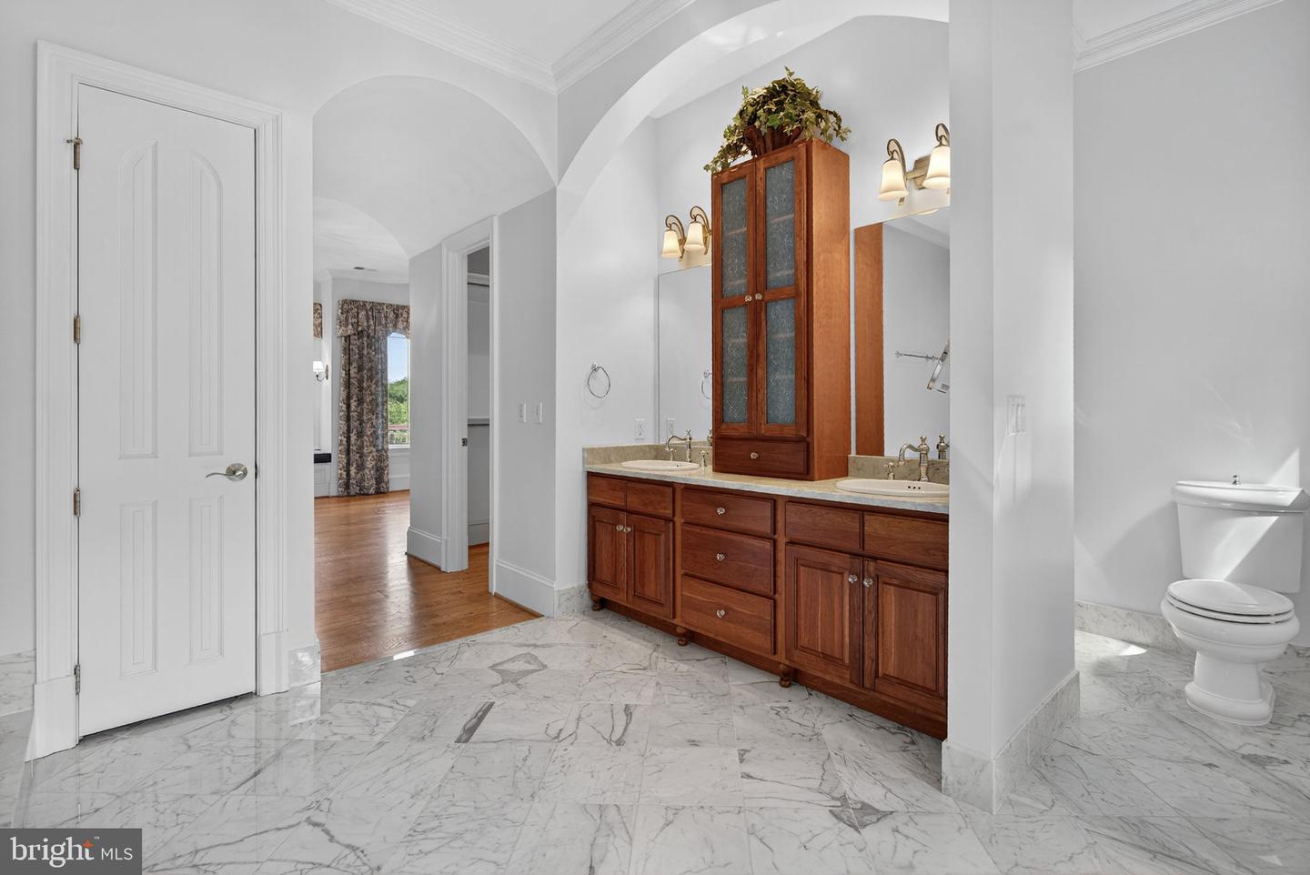 291 LAKE SERENE DR, WINCHESTER, Virginia 22603, 4 Bedrooms Bedrooms, ,4 BathroomsBathrooms,Residential,For sale,291 LAKE SERENE DR,VAFV2036052 MLS # VAFV2036052