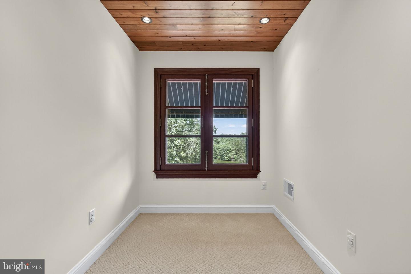 291 LAKE SERENE DR, WINCHESTER, Virginia 22603, 4 Bedrooms Bedrooms, ,4 BathroomsBathrooms,Residential,For sale,291 LAKE SERENE DR,VAFV2036052 MLS # VAFV2036052