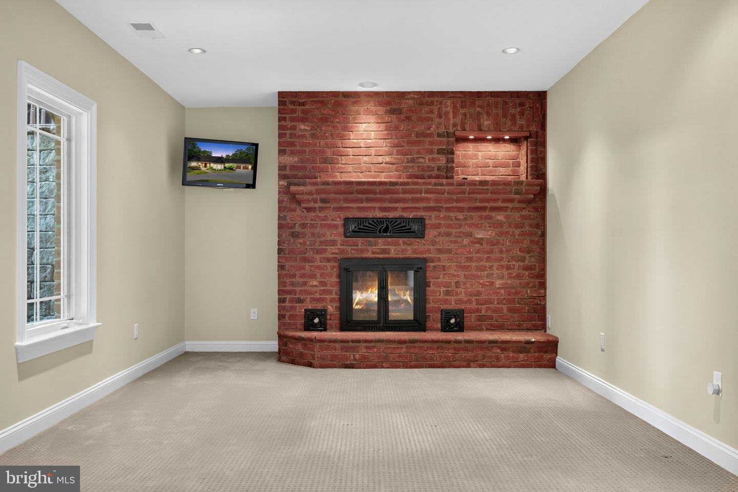 291 LAKE SERENE DR, WINCHESTER, Virginia 22603, 4 Bedrooms Bedrooms, ,4 BathroomsBathrooms,Residential,For sale,291 LAKE SERENE DR,VAFV2036052 MLS # VAFV2036052