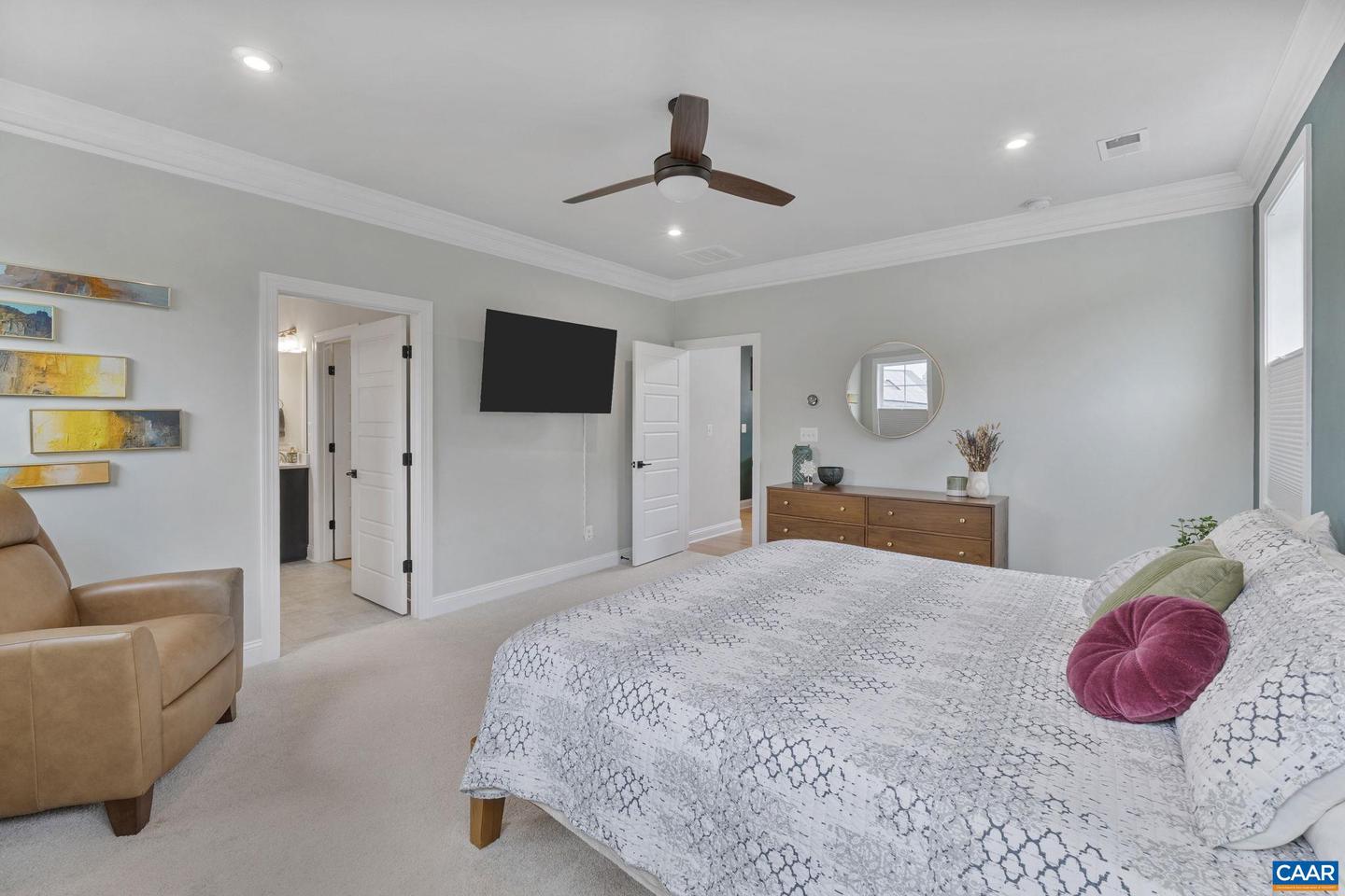 2072 DUNWOOD DR, CROZET, Virginia 22932, 5 Bedrooms Bedrooms, ,3 BathroomsBathrooms,Residential,For sale,2072 DUNWOOD DR,667784 MLS # 667784