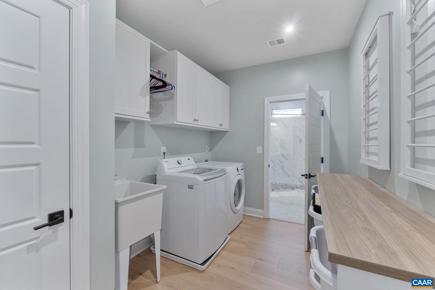 2072 DUNWOOD DR, CROZET, Virginia 22932, 5 Bedrooms Bedrooms, ,3 BathroomsBathrooms,Residential,For sale,2072 DUNWOOD DR,667784 MLS # 667784