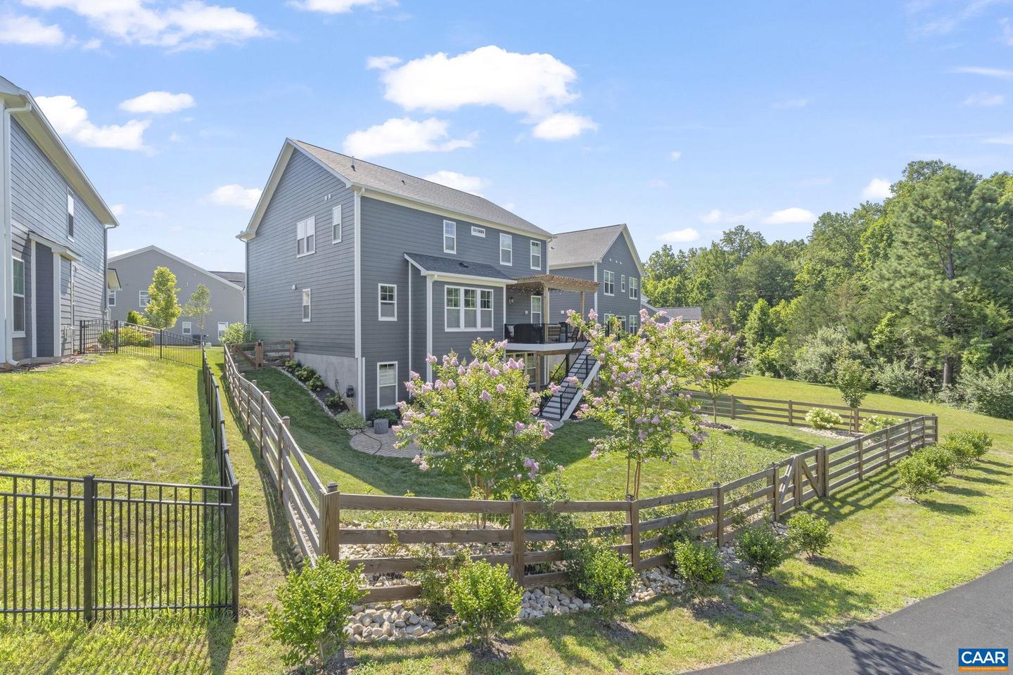 2072 DUNWOOD DR, CROZET, Virginia 22932, 5 Bedrooms Bedrooms, ,3 BathroomsBathrooms,Residential,For sale,2072 DUNWOOD DR,667784 MLS # 667784