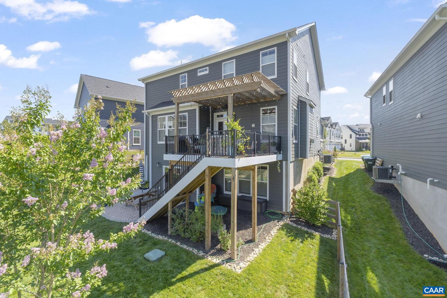 2072 DUNWOOD DR, CROZET, Virginia 22932, 5 Bedrooms Bedrooms, ,3 BathroomsBathrooms,Residential,For sale,2072 DUNWOOD DR,667784 MLS # 667784