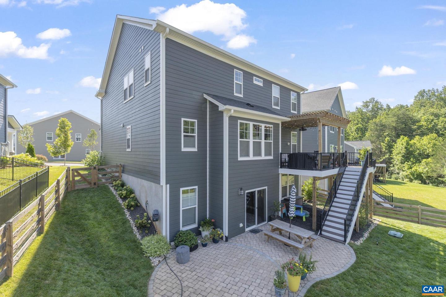 2072 DUNWOOD DR, CROZET, Virginia 22932, 5 Bedrooms Bedrooms, ,3 BathroomsBathrooms,Residential,For sale,2072 DUNWOOD DR,667784 MLS # 667784