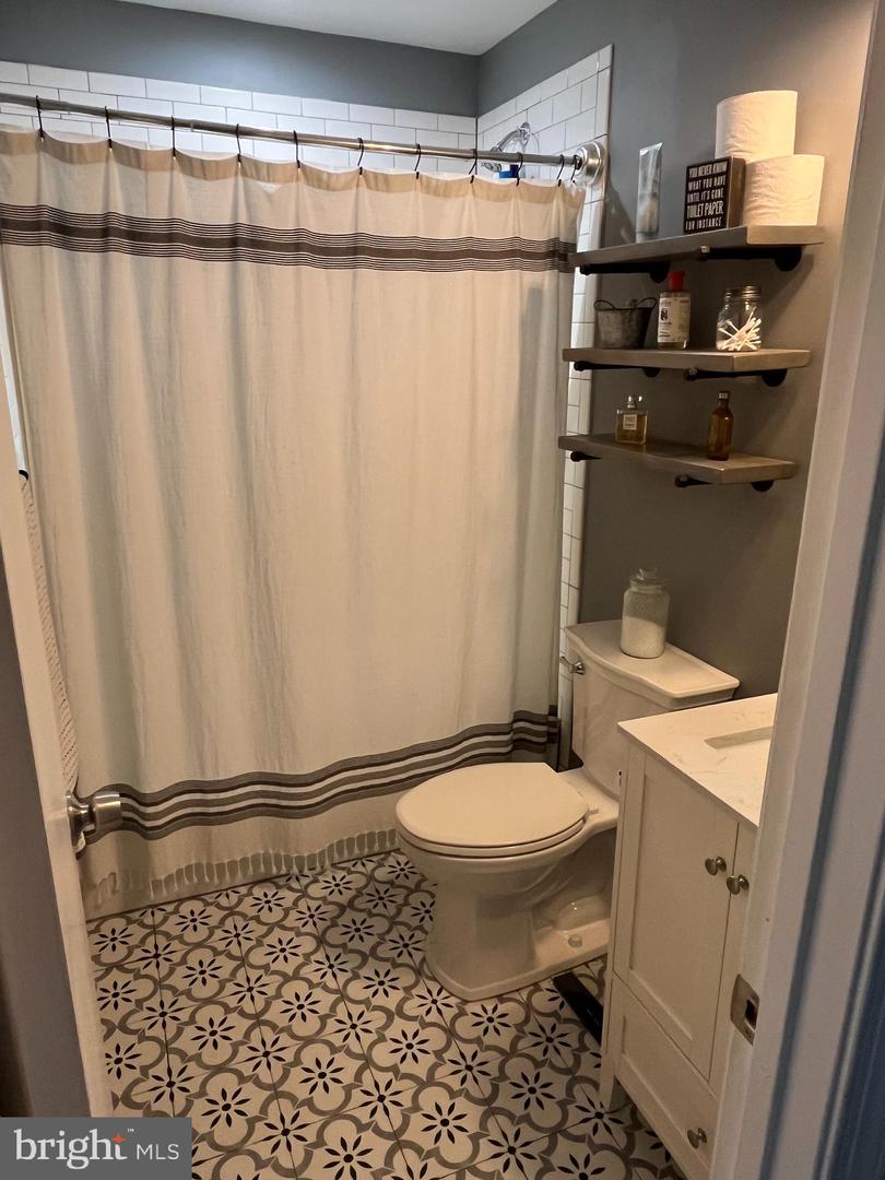 11817 COLVIN LN, NOKESVILLE, Virginia 20181, 3 Bedrooms Bedrooms, ,1 BathroomBathrooms,Residential,For sale,11817 COLVIN LN,VAPW2101538 MLS # VAPW2101538