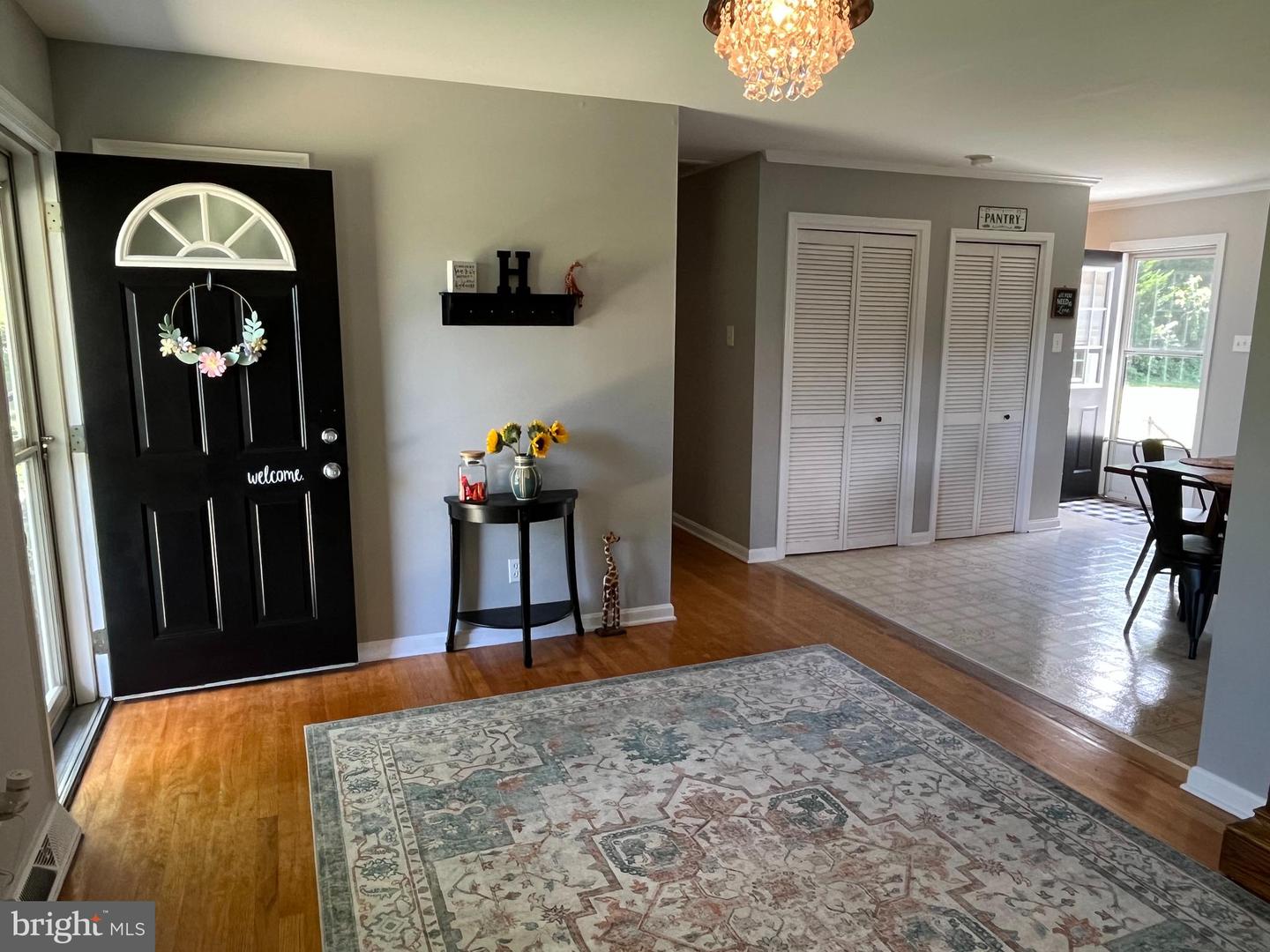11817 COLVIN LN, NOKESVILLE, Virginia 20181, 3 Bedrooms Bedrooms, ,1 BathroomBathrooms,Residential,For sale,11817 COLVIN LN,VAPW2101538 MLS # VAPW2101538