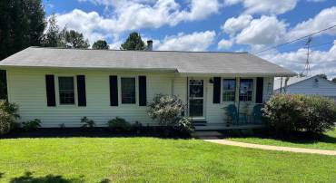 11817 COLVIN LN, NOKESVILLE, Virginia 20181, 3 Bedrooms Bedrooms, ,1 BathroomBathrooms,Residential,For sale,11817 COLVIN LN,VAPW2101538 MLS # VAPW2101538