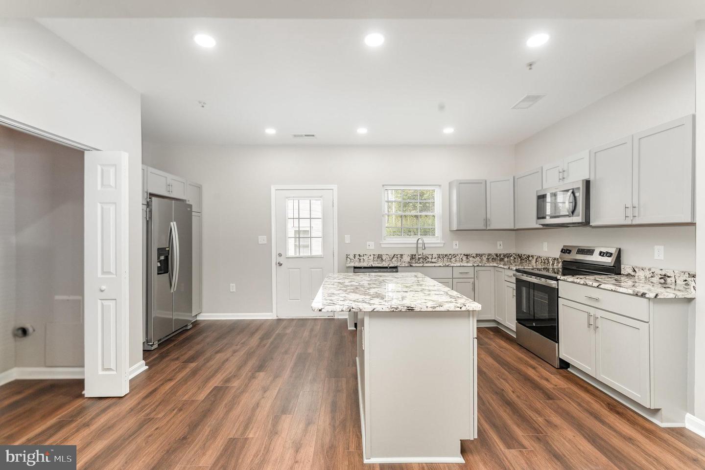 3239 STANTON RD SE, WASHINGTON, District Of Columbia 20020, 5 Bedrooms Bedrooms, 8 Rooms Rooms,2 BathroomsBathrooms,Residential,For sale,3239 STANTON RD SE,DCDC2215244 MLS # DCDC2215244