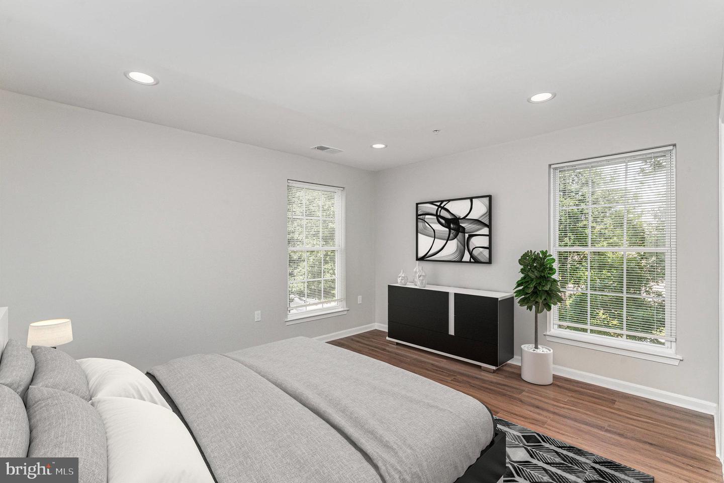 3239 STANTON RD SE, WASHINGTON, District Of Columbia 20020, 5 Bedrooms Bedrooms, 8 Rooms Rooms,2 BathroomsBathrooms,Residential,For sale,3239 STANTON RD SE,DCDC2215244 MLS # DCDC2215244