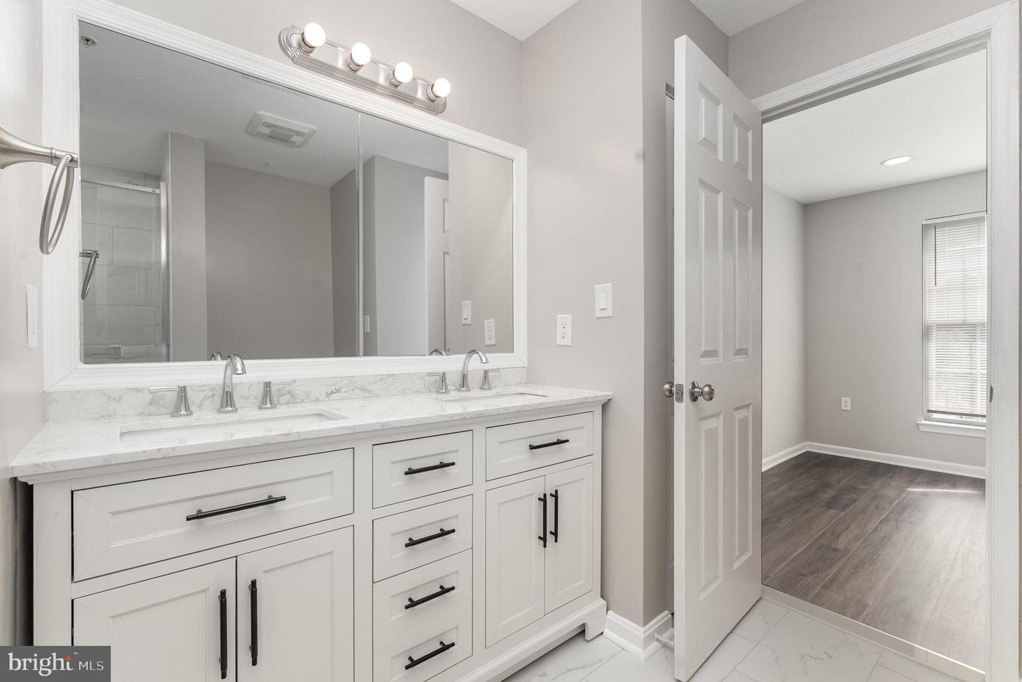 3239 STANTON RD SE, WASHINGTON, District Of Columbia 20020, 5 Bedrooms Bedrooms, 8 Rooms Rooms,2 BathroomsBathrooms,Residential,For sale,3239 STANTON RD SE,DCDC2215244 MLS # DCDC2215244
