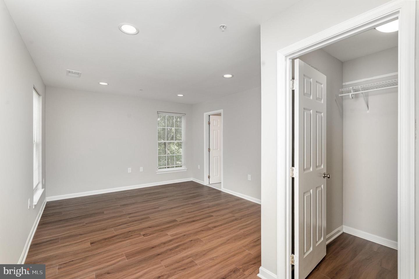 3239 STANTON RD SE, WASHINGTON, District Of Columbia 20020, 5 Bedrooms Bedrooms, 8 Rooms Rooms,2 BathroomsBathrooms,Residential,For sale,3239 STANTON RD SE,DCDC2215244 MLS # DCDC2215244