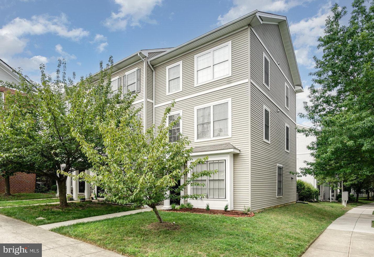3239 STANTON RD SE, WASHINGTON, District Of Columbia 20020, 5 Bedrooms Bedrooms, 8 Rooms Rooms,2 BathroomsBathrooms,Residential,For sale,3239 STANTON RD SE,DCDC2215244 MLS # DCDC2215244