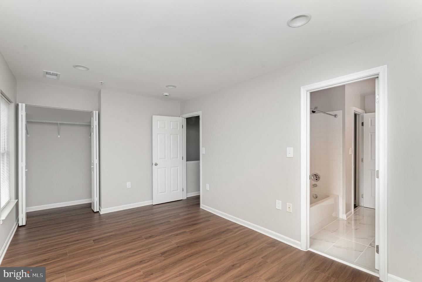 3239 STANTON RD SE, WASHINGTON, District Of Columbia 20020, 5 Bedrooms Bedrooms, 8 Rooms Rooms,2 BathroomsBathrooms,Residential,For sale,3239 STANTON RD SE,DCDC2215244 MLS # DCDC2215244