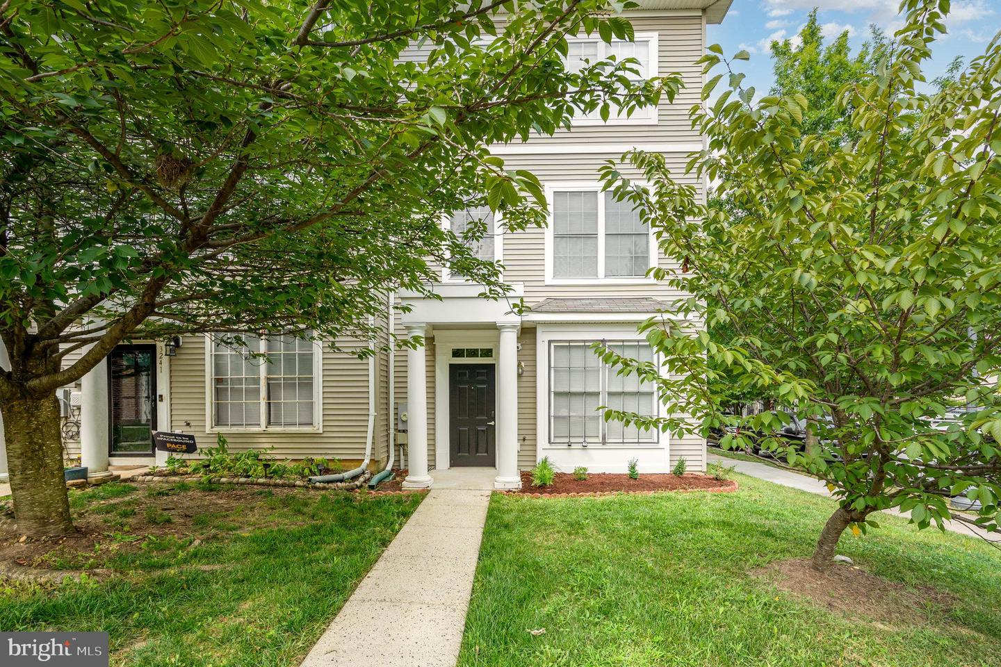 3239 STANTON RD SE, WASHINGTON, District Of Columbia 20020, 5 Bedrooms Bedrooms, 8 Rooms Rooms,2 BathroomsBathrooms,Residential,For sale,3239 STANTON RD SE,DCDC2215244 MLS # DCDC2215244