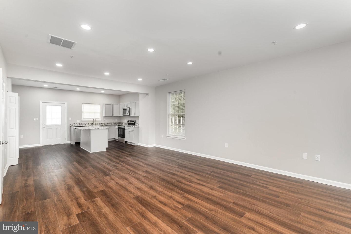 3239 STANTON RD SE, WASHINGTON, District Of Columbia 20020, 5 Bedrooms Bedrooms, 8 Rooms Rooms,2 BathroomsBathrooms,Residential,For sale,3239 STANTON RD SE,DCDC2215244 MLS # DCDC2215244