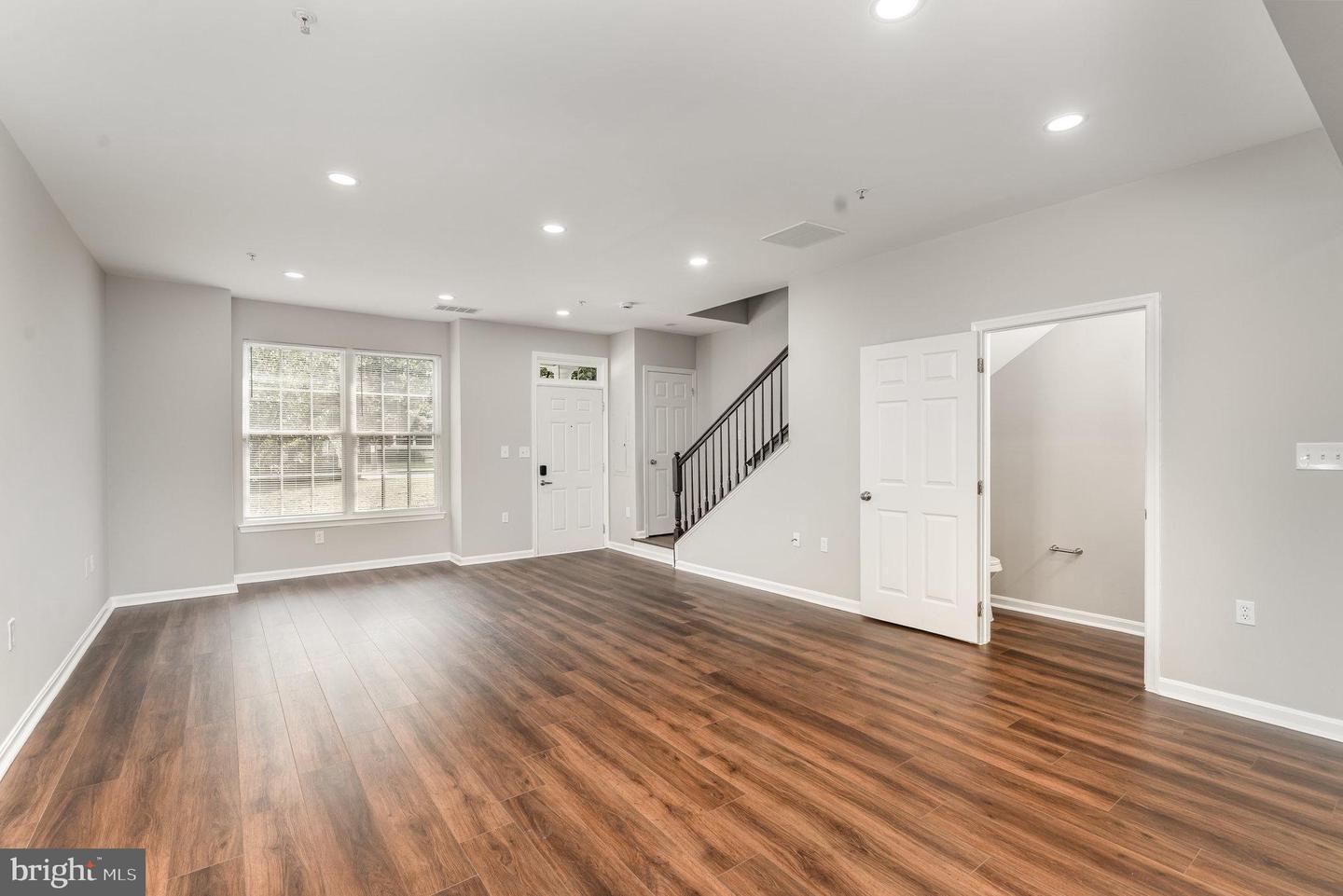 3239 STANTON RD SE, WASHINGTON, District Of Columbia 20020, 5 Bedrooms Bedrooms, 8 Rooms Rooms,2 BathroomsBathrooms,Residential,For sale,3239 STANTON RD SE,DCDC2215244 MLS # DCDC2215244