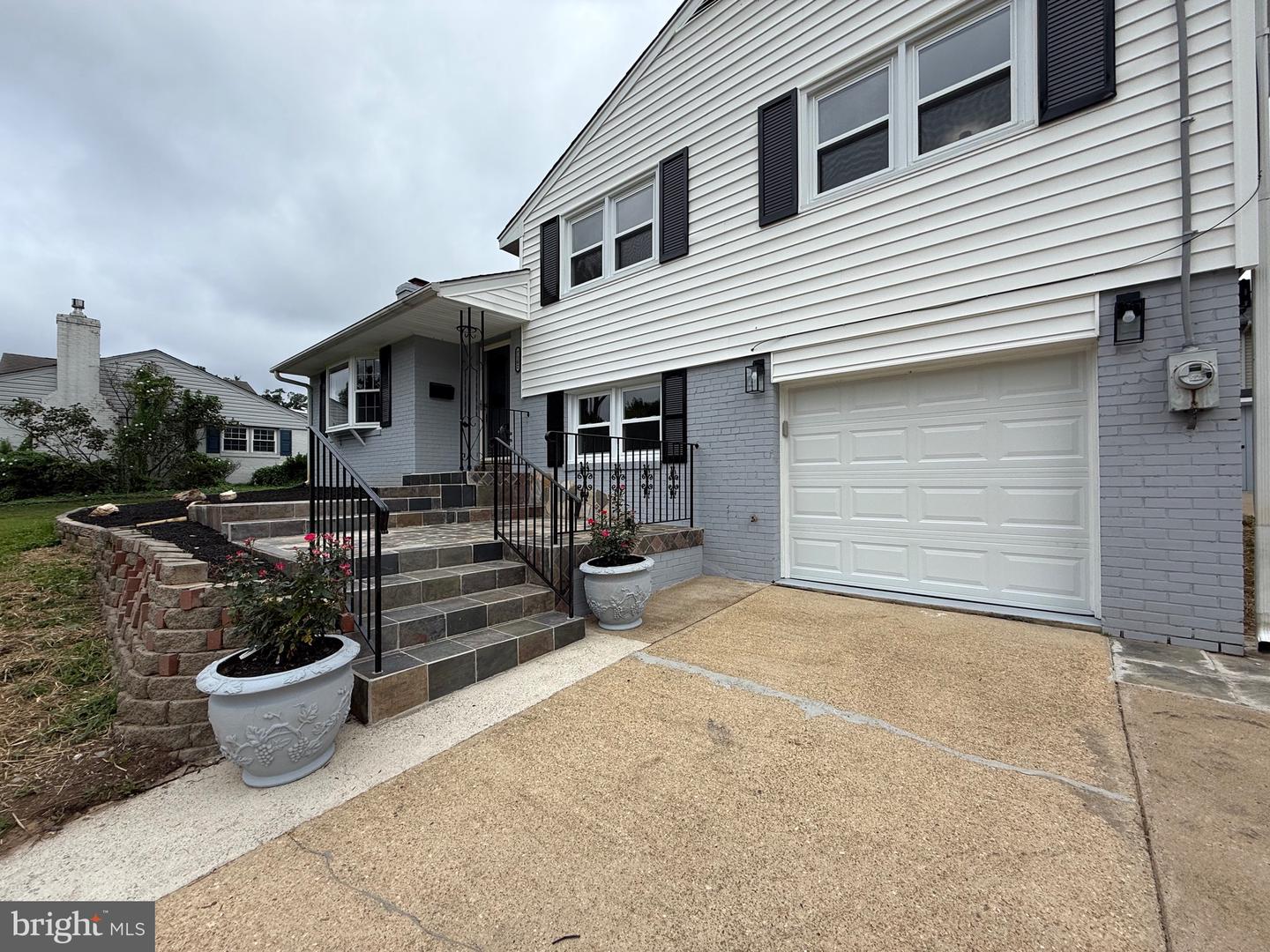 7102 JAYHAWK ST, ANNANDALE, Virginia 22003, 4 Bedrooms Bedrooms, ,2 BathroomsBathrooms,Residential,For sale,7102 JAYHAWK ST,VAFX2261418 MLS # VAFX2261418