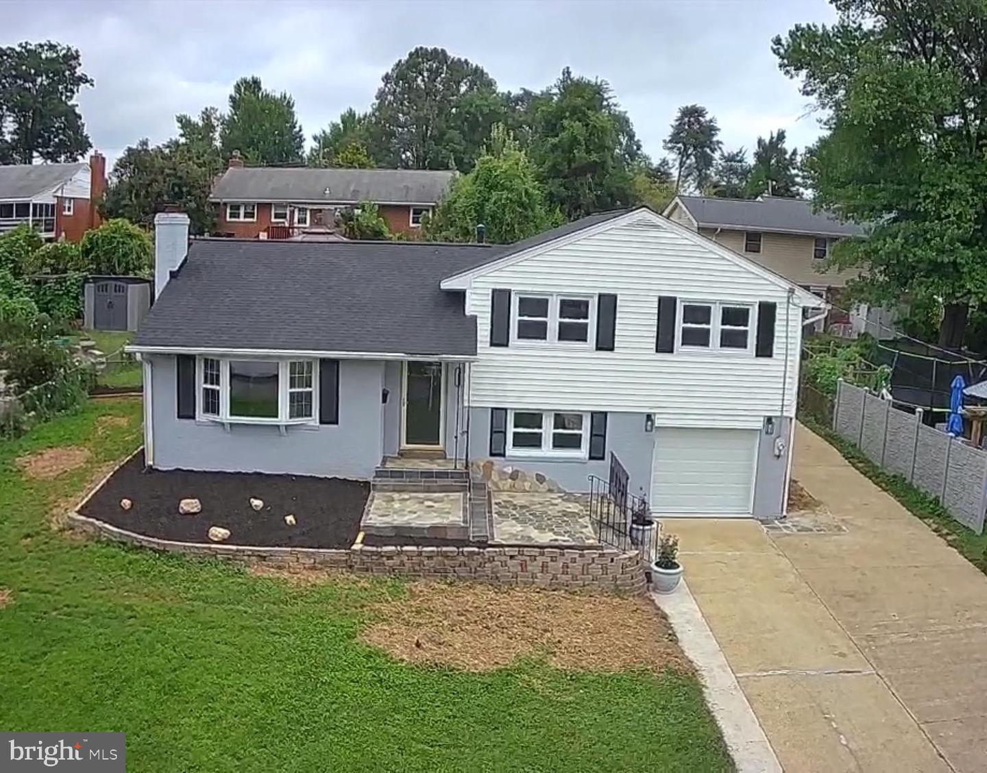 7102 JAYHAWK ST, ANNANDALE, Virginia 22003, 4 Bedrooms Bedrooms, ,2 BathroomsBathrooms,Residential,For sale,7102 JAYHAWK ST,VAFX2261418 MLS # VAFX2261418