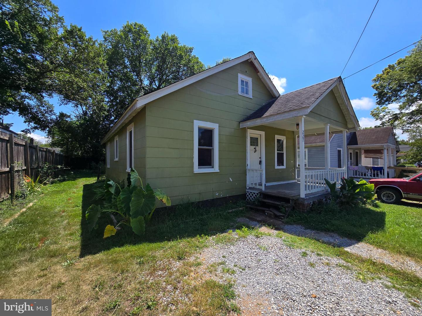 227 MANSFIELD ST, FREDERICKSBURG, Virginia 22408, 2 Bedrooms Bedrooms, ,1 BathroomBathrooms,Residential,For sale,227 MANSFIELD ST,VASP2035490 MLS # VASP2035490