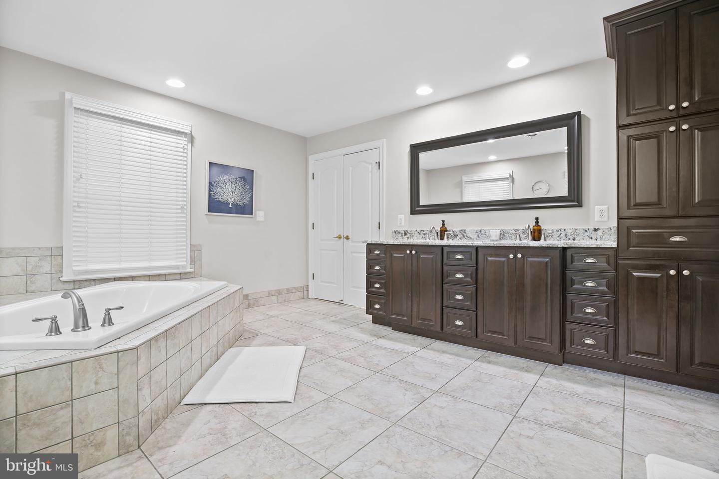 13001 PIPE RUN DR, FREDERICKSBURG, Virginia 22407, 5 Bedrooms Bedrooms, ,4 BathroomsBathrooms,Residential,For sale,13001 PIPE RUN DR,VASP2035494 MLS # VASP2035494