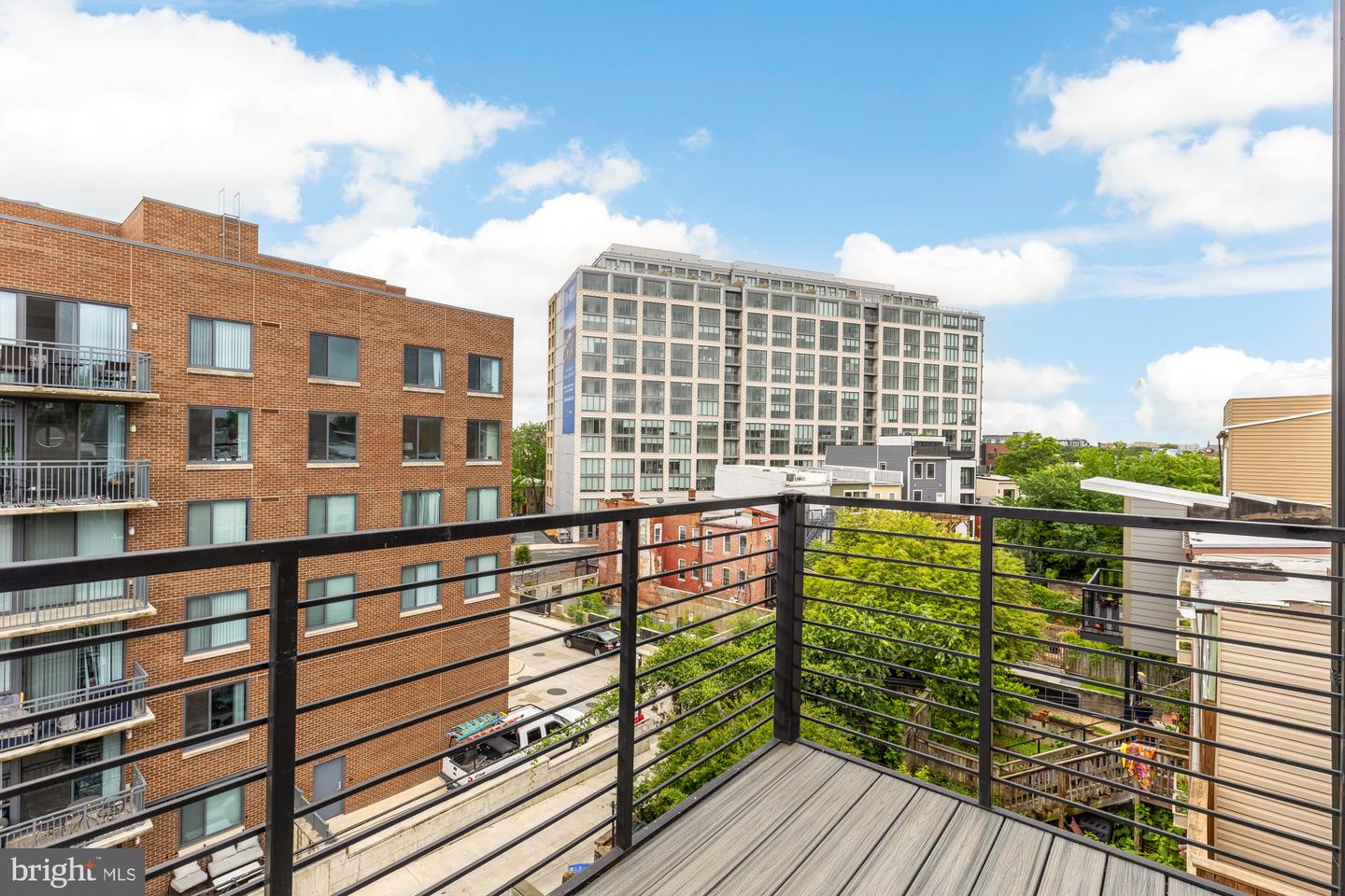 41 Q ST NE #2, WASHINGTON, District Of Columbia 20002, 3 Bedrooms Bedrooms, ,3 BathroomsBathrooms,Residential,For sale,41 Q ST NE #2,DCDC2215312 MLS # DCDC2215312