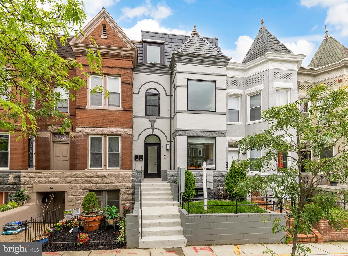 41 Q ST NE #2, WASHINGTON, District Of Columbia 20002, 3 Bedrooms Bedrooms, ,3 BathroomsBathrooms,Residential,For sale,41 Q ST NE #2,DCDC2215312 MLS # DCDC2215312