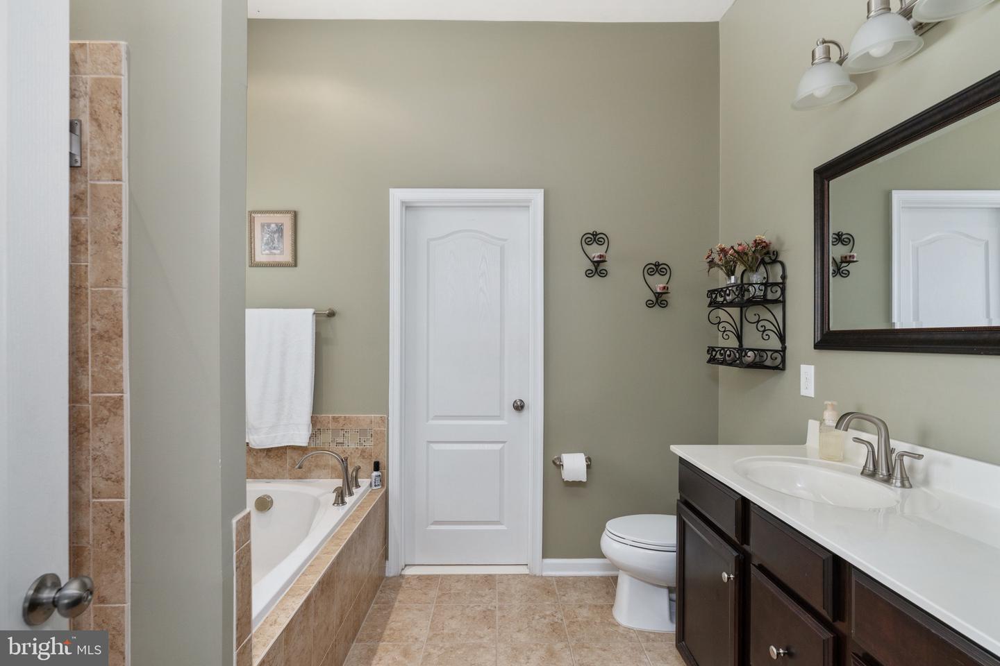 63 WAGONEERS LN, STAFFORD, Virginia 22554, 5 Bedrooms Bedrooms, ,3 BathroomsBathrooms,Residential,For sale,63 WAGONEERS LN,VAST2041844 MLS # VAST2041844