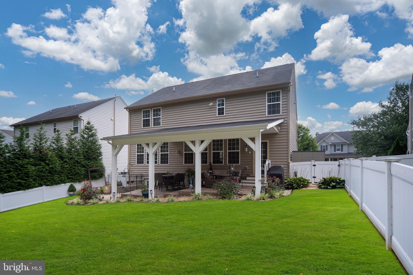 63 WAGONEERS LN, STAFFORD, Virginia 22554, 5 Bedrooms Bedrooms, ,3 BathroomsBathrooms,Residential,For sale,63 WAGONEERS LN,VAST2041844 MLS # VAST2041844