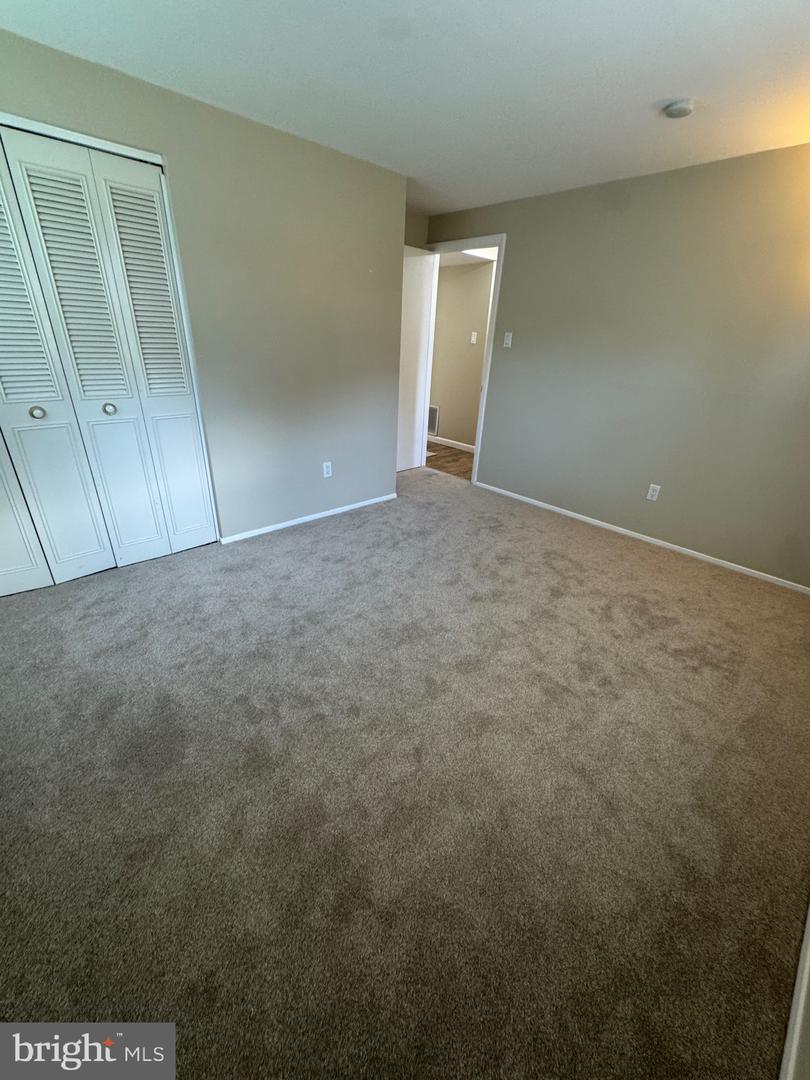 8518 FAIRBURN DR, SPRINGFIELD, Virginia 22152, 4 Bedrooms Bedrooms, ,2 BathroomsBathrooms,Residential,For sale,8518 FAIRBURN DR,VAFX2261512 MLS # VAFX2261512