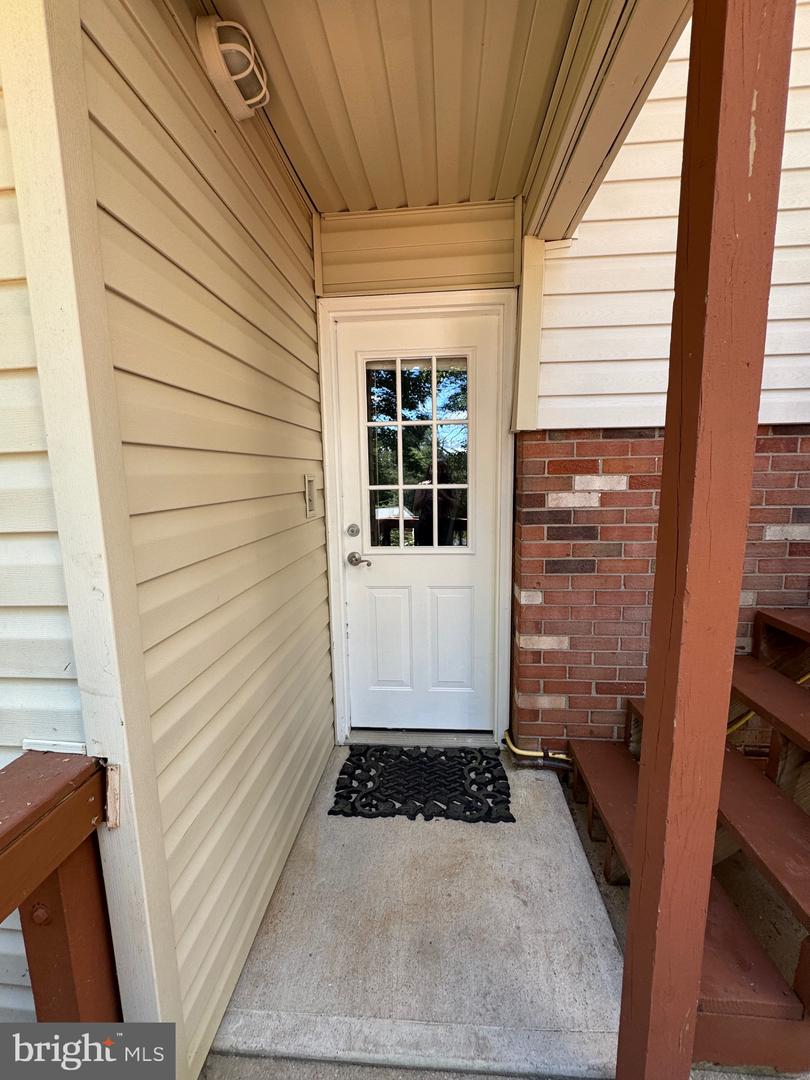 8518 FAIRBURN DR, SPRINGFIELD, Virginia 22152, 4 Bedrooms Bedrooms, ,2 BathroomsBathrooms,Residential,For sale,8518 FAIRBURN DR,VAFX2261512 MLS # VAFX2261512