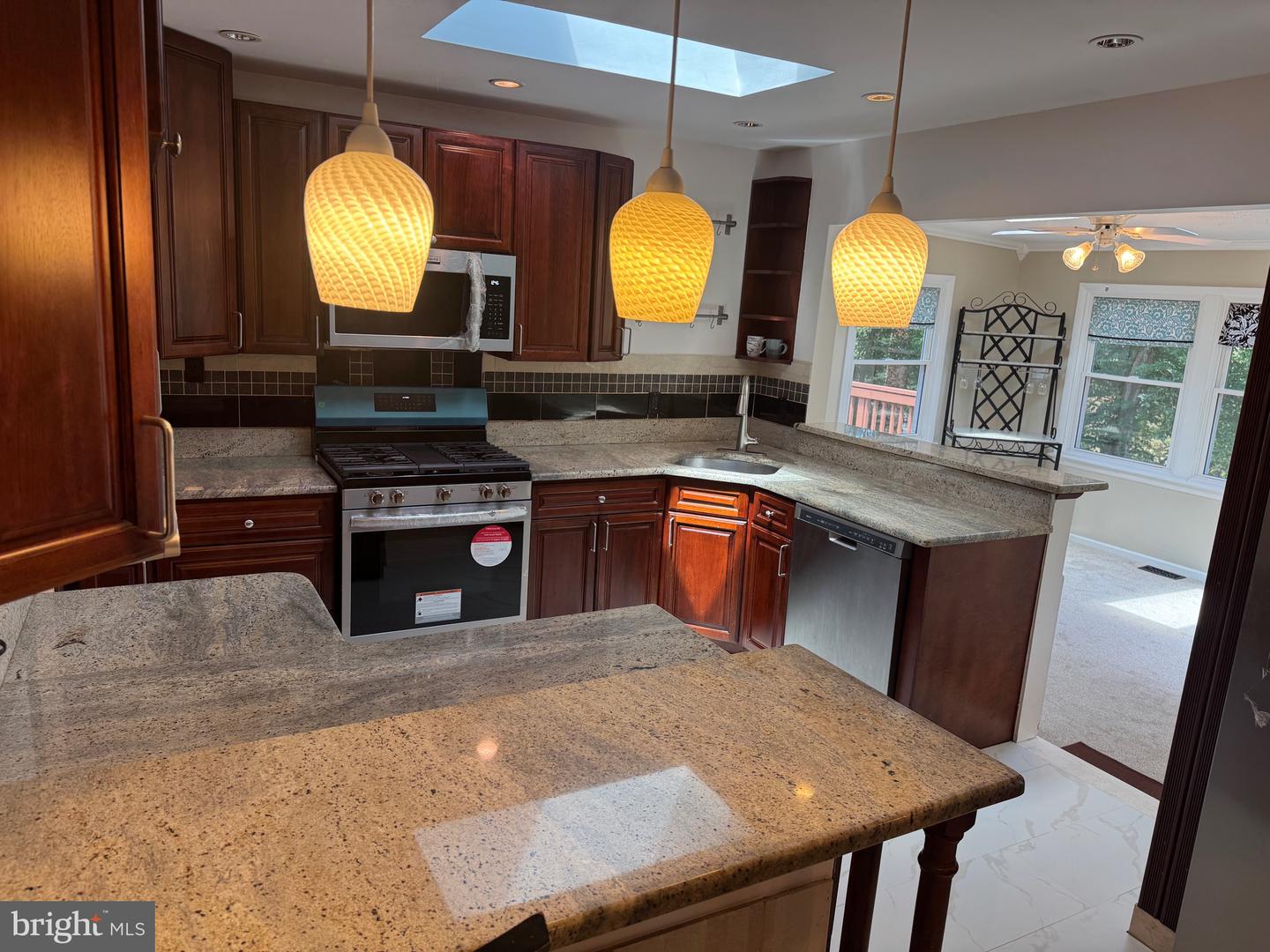 8518 FAIRBURN DR, SPRINGFIELD, Virginia 22152, 4 Bedrooms Bedrooms, ,2 BathroomsBathrooms,Residential,For sale,8518 FAIRBURN DR,VAFX2261512 MLS # VAFX2261512