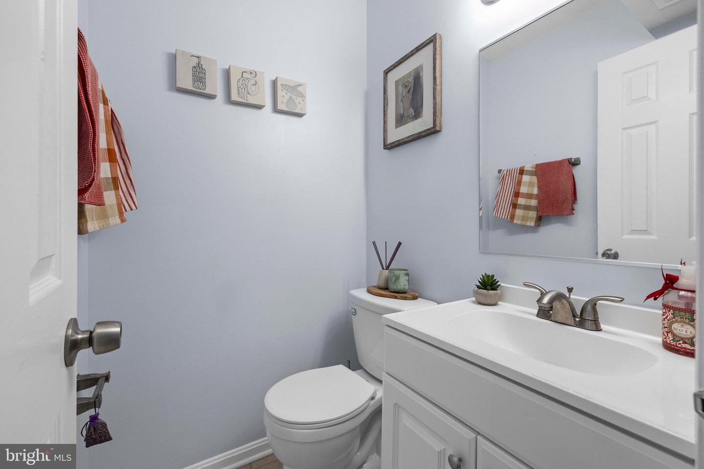 9175 BROKEN OAK PL #39B, BURKE, Virginia 22015, 3 Bedrooms Bedrooms, ,2 BathroomsBathrooms,Residential,For sale,9175 BROKEN OAK PL #39B,VAFX2261516 MLS # VAFX2261516