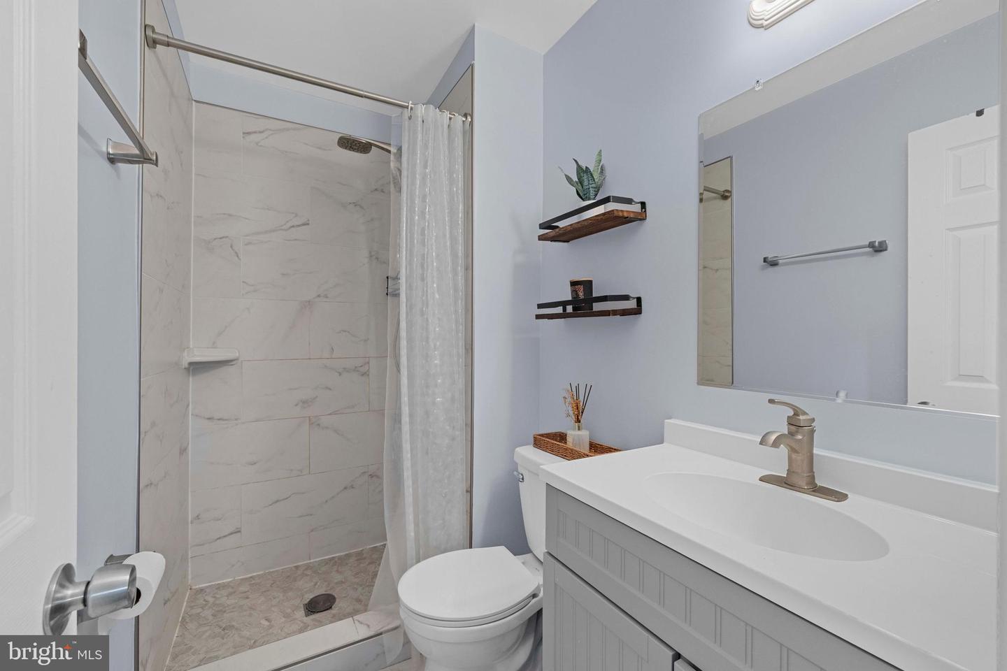 9175 BROKEN OAK PL #39B, BURKE, Virginia 22015, 3 Bedrooms Bedrooms, ,2 BathroomsBathrooms,Residential,For sale,9175 BROKEN OAK PL #39B,VAFX2261516 MLS # VAFX2261516