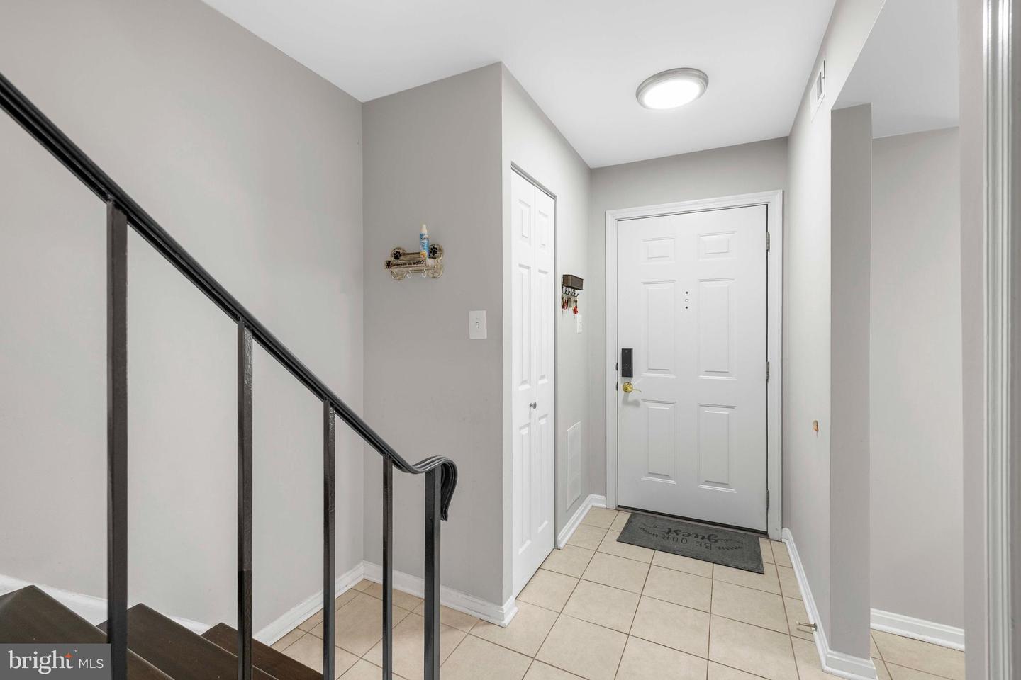 9175 BROKEN OAK PL #39B, BURKE, Virginia 22015, 3 Bedrooms Bedrooms, ,2 BathroomsBathrooms,Residential,For sale,9175 BROKEN OAK PL #39B,VAFX2261516 MLS # VAFX2261516