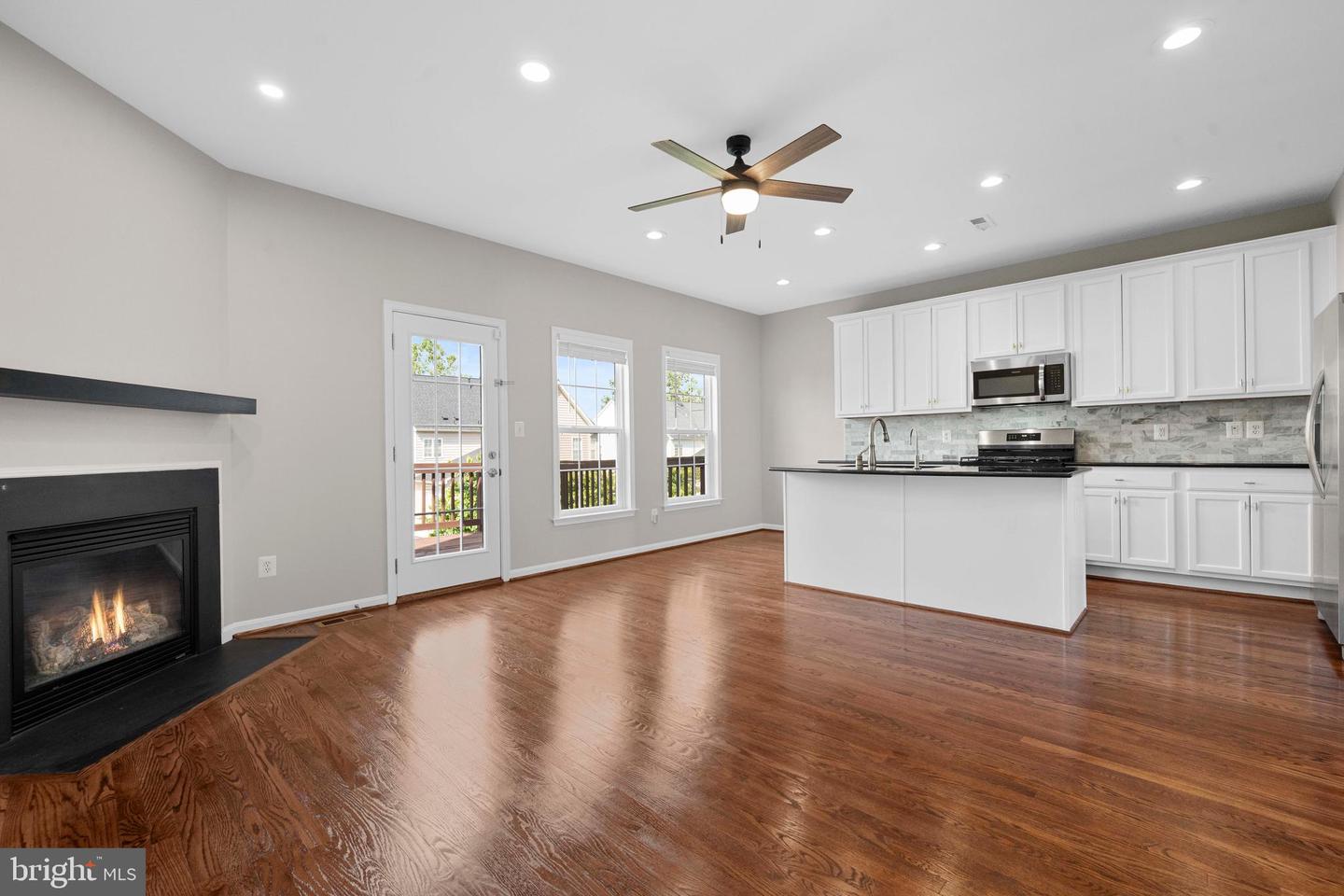 41872 DIABASE SQ, ALDIE, Virginia 20105, 3 Bedrooms Bedrooms, ,3 BathroomsBathrooms,Residential,For sale,41872 DIABASE SQ,VALO2104630 MLS # VALO2104630