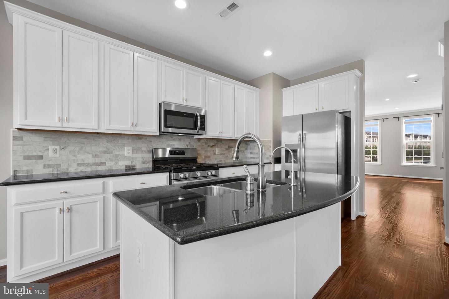 41872 DIABASE SQ, ALDIE, Virginia 20105, 3 Bedrooms Bedrooms, ,3 BathroomsBathrooms,Residential,For sale,41872 DIABASE SQ,VALO2104630 MLS # VALO2104630