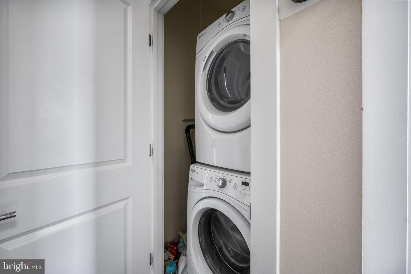 501 RHODE ISLAND AVE NW #2, WASHINGTON, District Of Columbia 20001, 2 Bedrooms Bedrooms, ,2 BathroomsBathrooms,Residential,For sale,501 RHODE ISLAND AVE NW #2,DCDC2215334 MLS # DCDC2215334