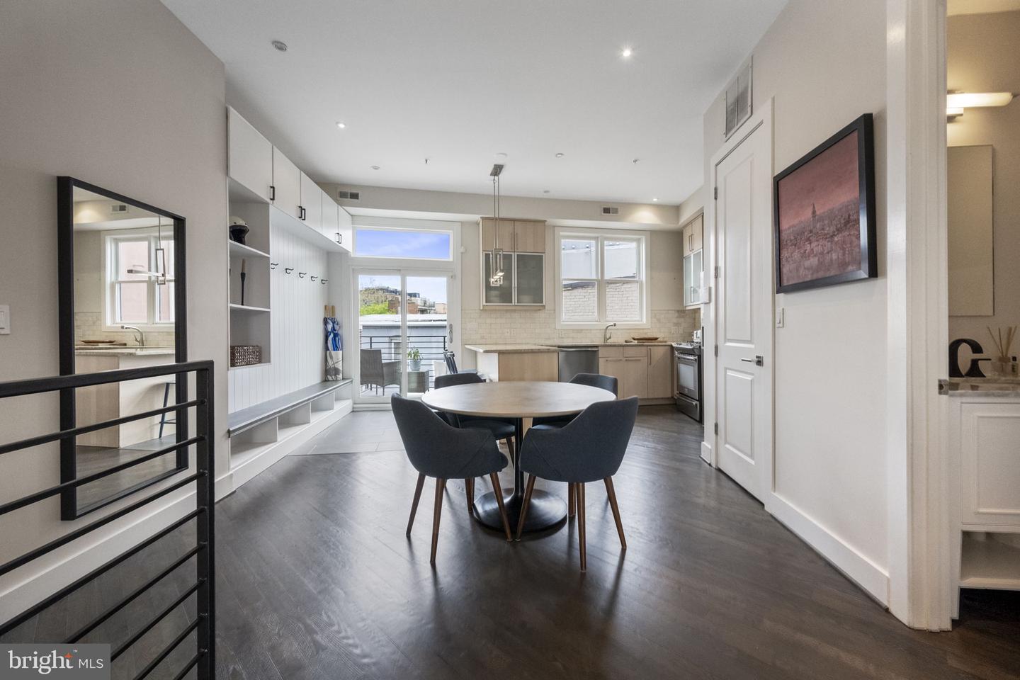 501 RHODE ISLAND AVE NW #2, WASHINGTON, District Of Columbia 20001, 2 Bedrooms Bedrooms, ,2 BathroomsBathrooms,Residential,For sale,501 RHODE ISLAND AVE NW #2,DCDC2215334 MLS # DCDC2215334