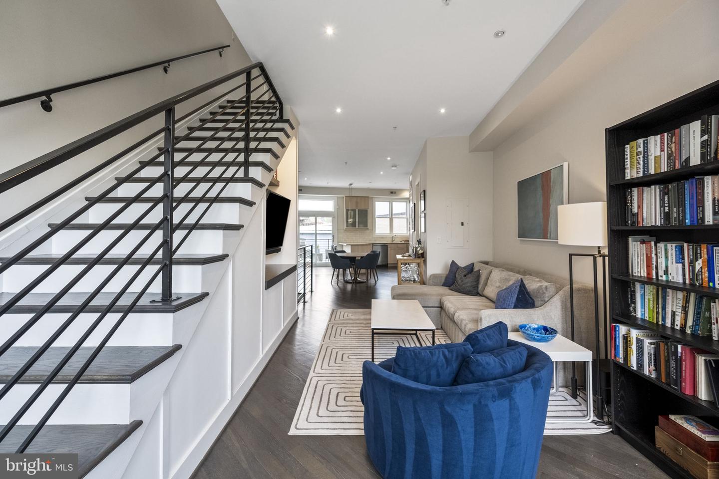 501 RHODE ISLAND AVE NW #2, WASHINGTON, District Of Columbia 20001, 2 Bedrooms Bedrooms, ,2 BathroomsBathrooms,Residential,For sale,501 RHODE ISLAND AVE NW #2,DCDC2215334 MLS # DCDC2215334