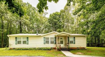 1020 THORN ROSE LN, CHARLOTTESVILLE, Virginia 22902, 3 Bedrooms Bedrooms, ,2 BathroomsBathrooms,Residential,For sale,1020 THORN ROSE LN,667886 MLS # 667886